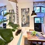 Apartment Unique