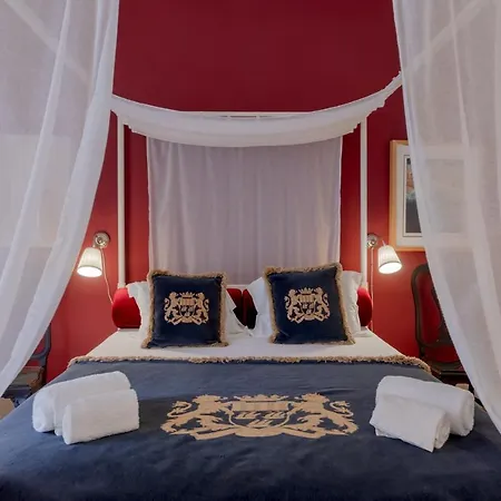 Unique Apartment