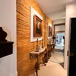 Unique Апартаменти *